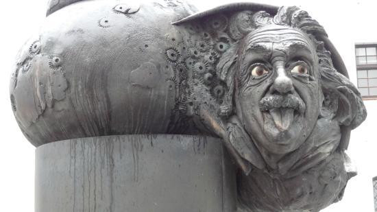 Monument für Albert Einstein